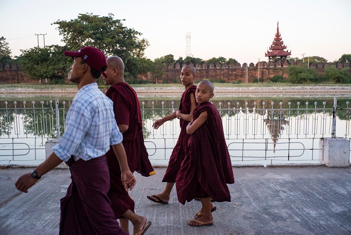 New Year in Mandalay, image 2